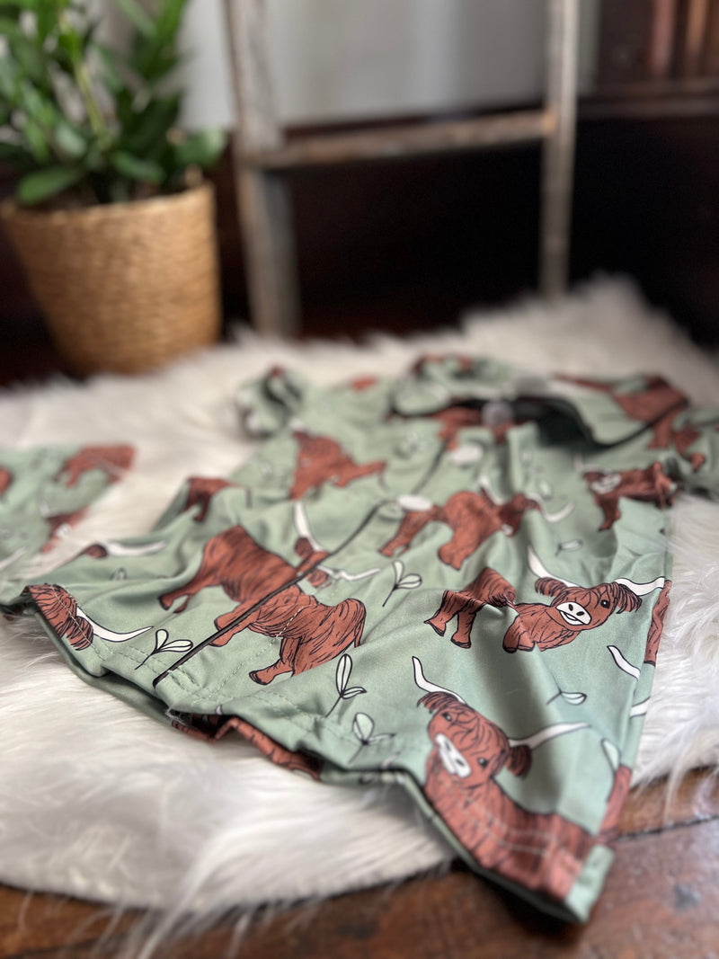Western Highland Cow Short Sleeve Pajama Set-Briar & Ivy